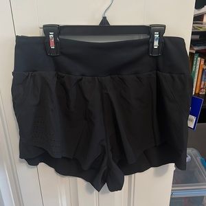 Joy Lab Women’s shorts- Medium black